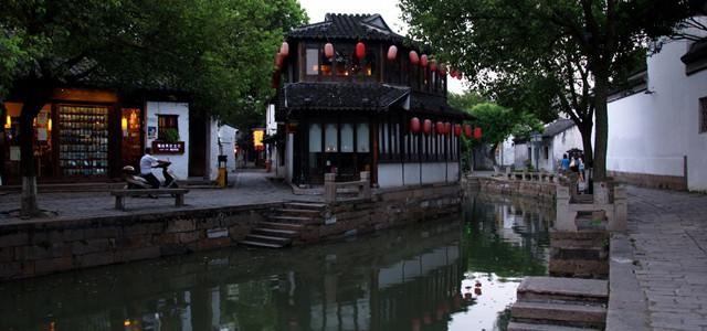 美丽的铅笔裙